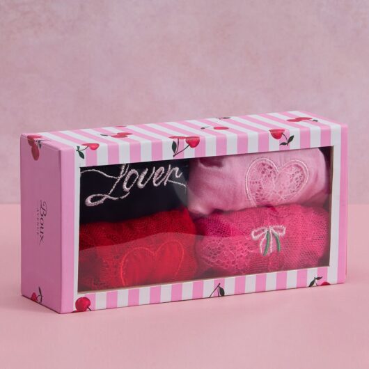 Boux Avenue 4 pack Valentines thongs gift box - Pink Mix - XS